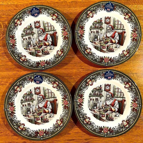 Royal Stafford Santa’s Workshop lantern border salad plates set of 4 NWT - Picture 1 of 5